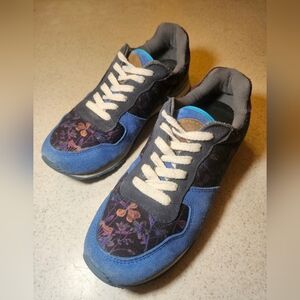 Inkkas Mariposa Womens Joggers Size 10 EUR 41